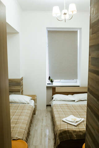 Мини-отель City Room Санкт-Петербург Стандартный трехместный номер-1